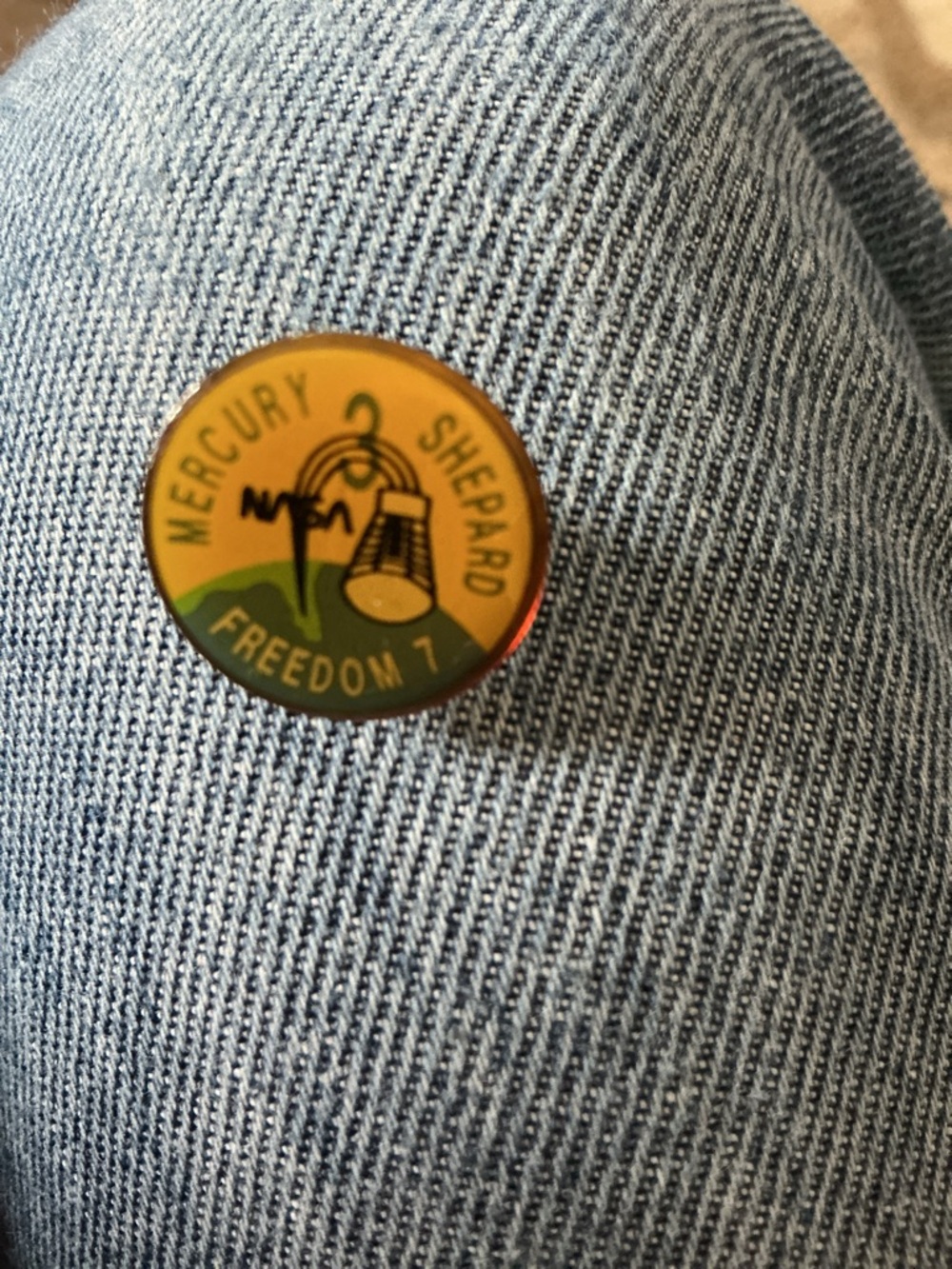 Mercury-Redstone Freedom 7 Enamel Pin - Yellow/Green